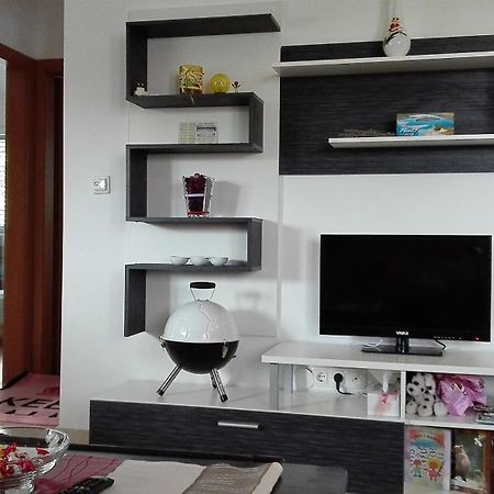 Gabriela Apartman Nin Kültér fotó