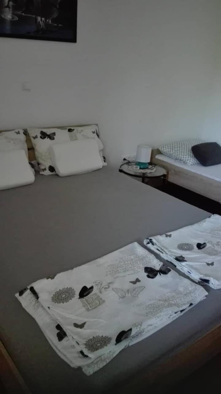 Gabriela Apartman Nin Kültér fotó