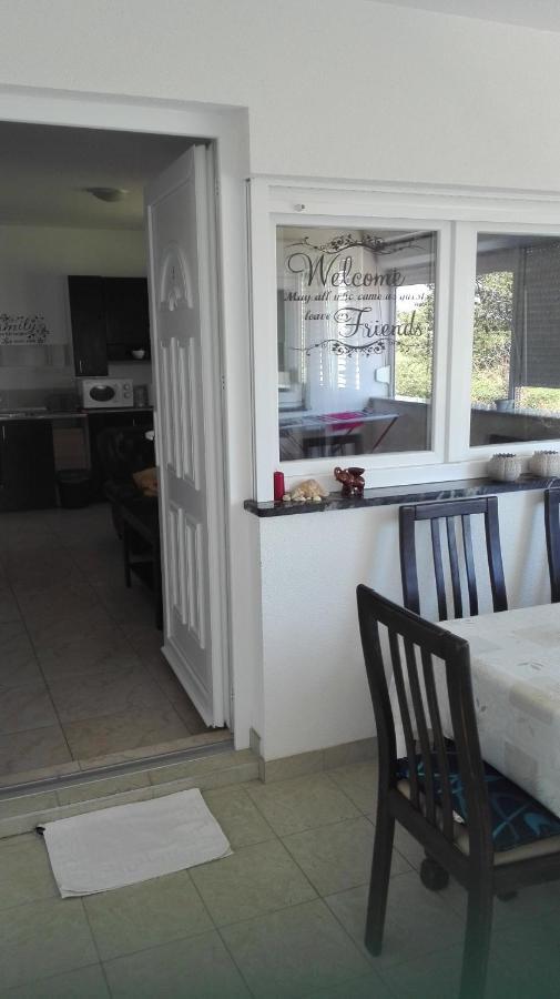 Gabriela Apartman Nin Kültér fotó